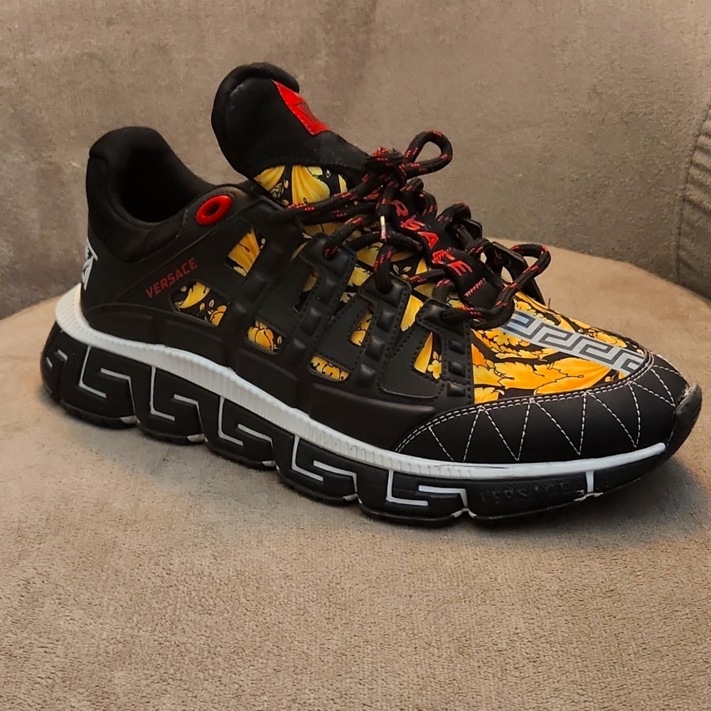 TRIGRECA SNEAKERS